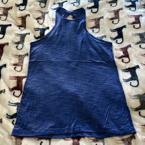 🍋 Lululemon blue twist back tank top
